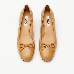 Bibi Lou Suzy Heeled Patent Ballet Pumps in Camel Size 40 / 9.5 US New in Box